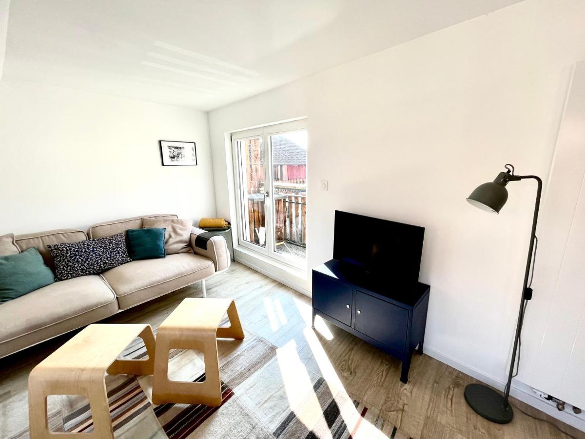 Sous Les Toits Avec Garage Et Terrasse A Ribeauville Dış mekan fotoğraf